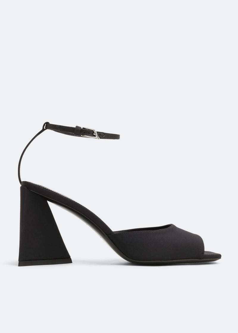 2210ws599v015100-black_1.jpg?ts=20220505160048