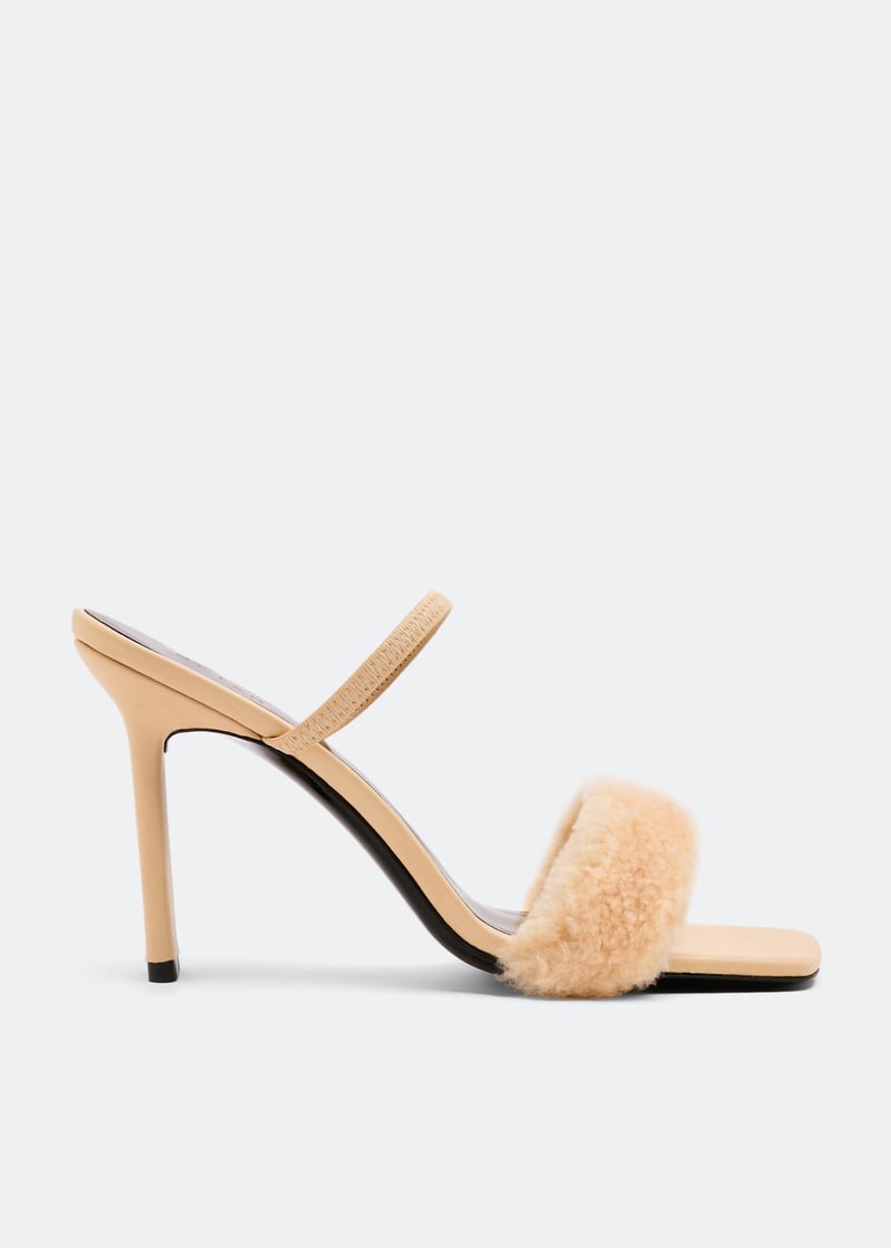 22pfadsblshe-sable_1.jpg?ts=20220830030507