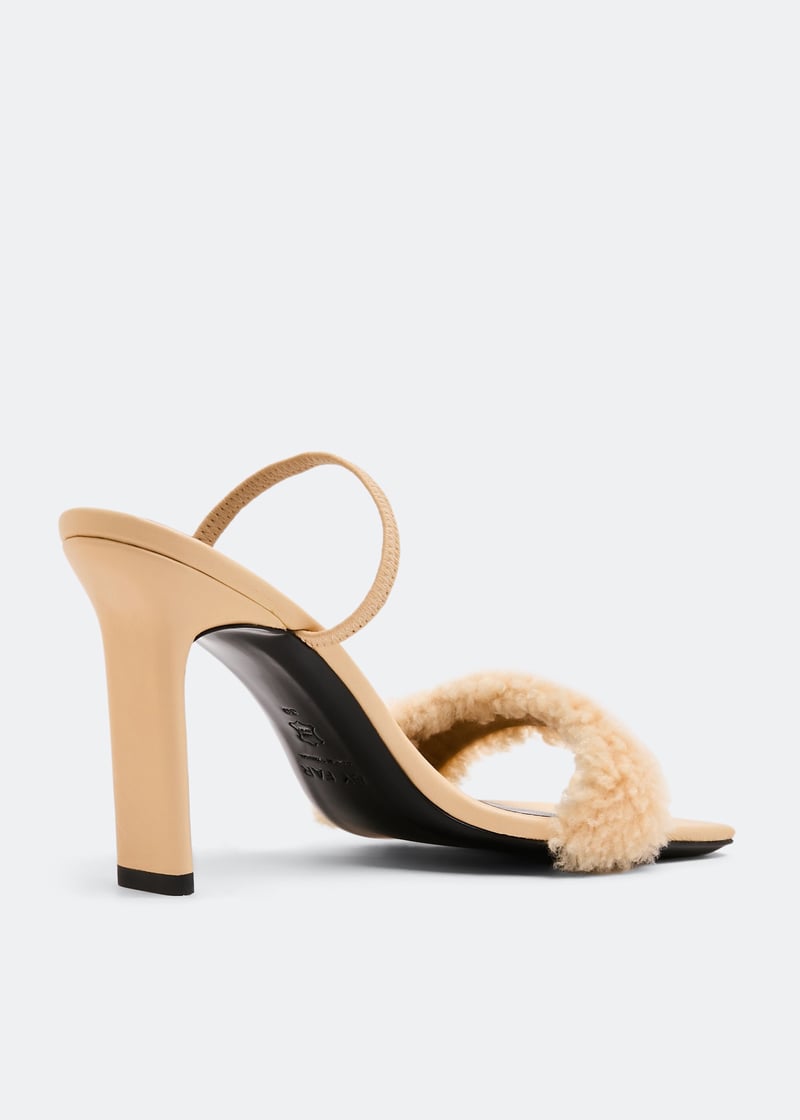 22pfadsblshe-sable_4.jpg?ts=20220830030507