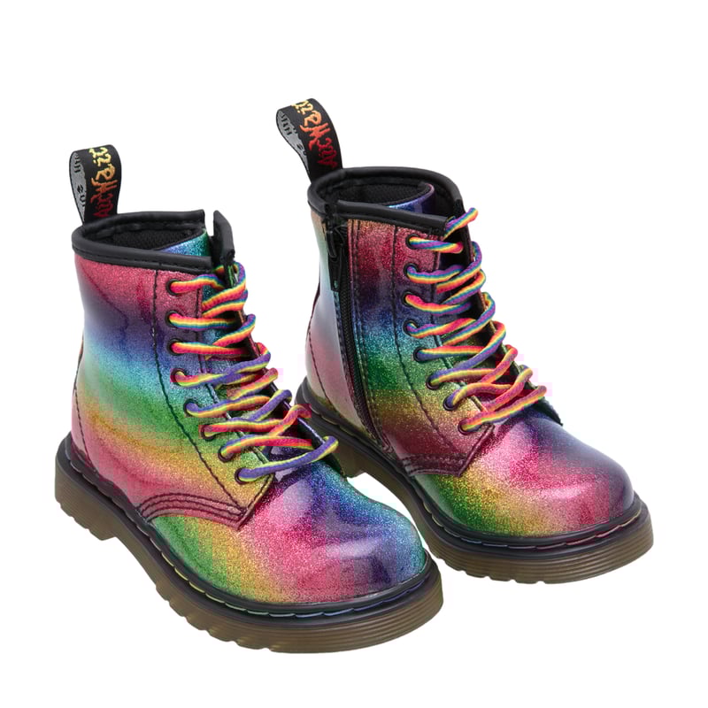 24837980-rainbo_2.jpg
