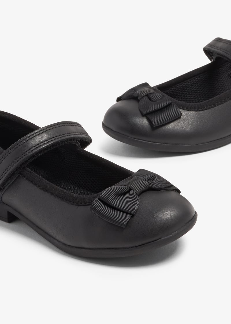 26142849-black_3.jpg?ts=20231024143132