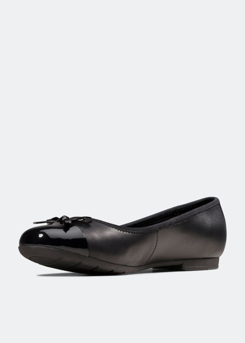 26149556-black_4.jpg?ts=20230815033009