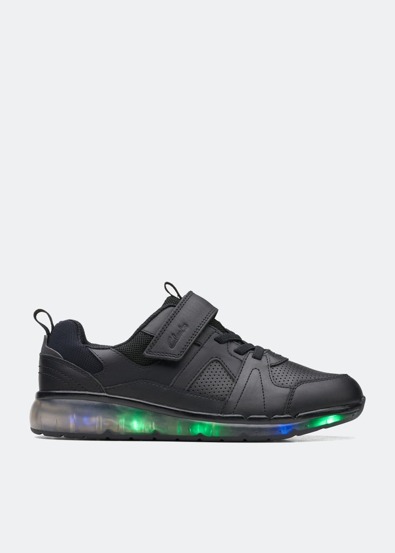 26167918-black_1.jpg?ts=20230815033009