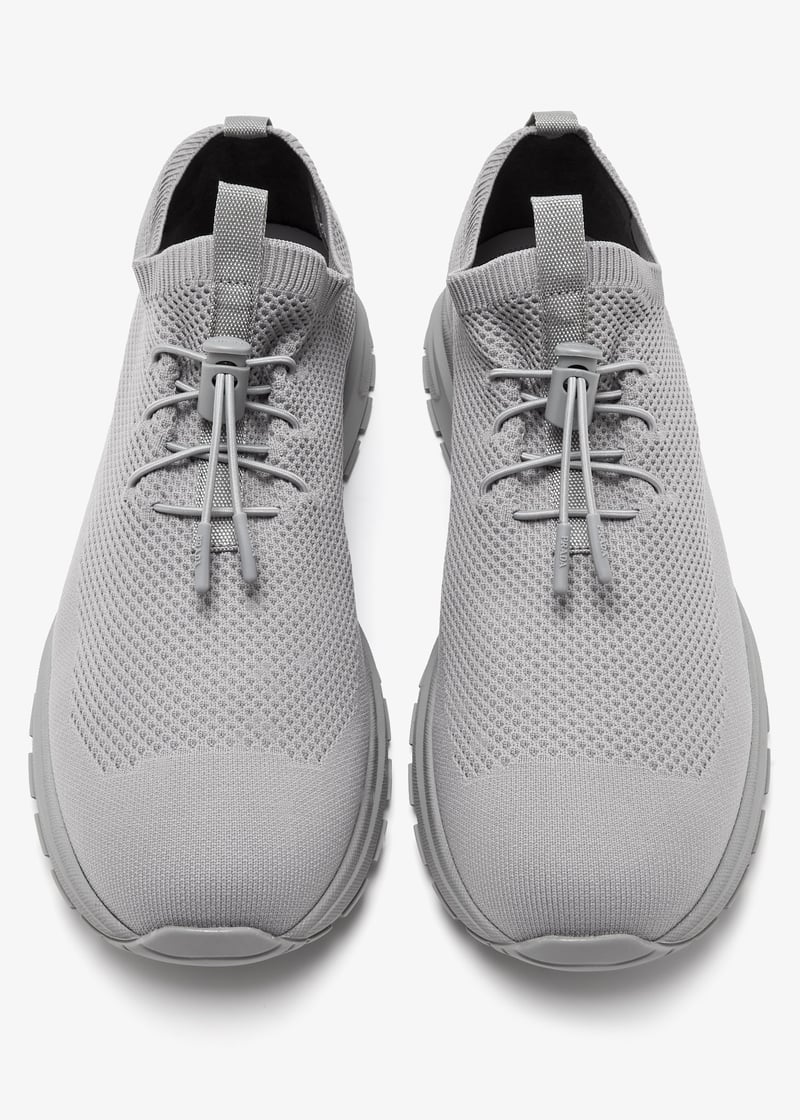 【日本入手困難】Prax 2.0 fabric and mesh sneakers スニーカー Prada Prax stretch knit sneakers for Men - Grey in Qatar