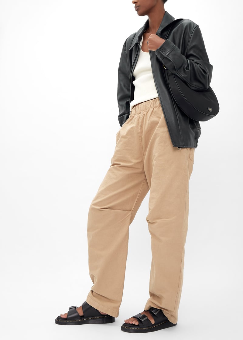 31570001-black_3.jpg?ts=20241015030517