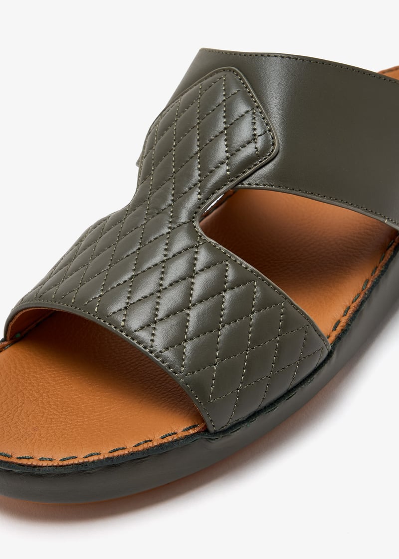 76118-olive_5.jpg?ts=20250607030526