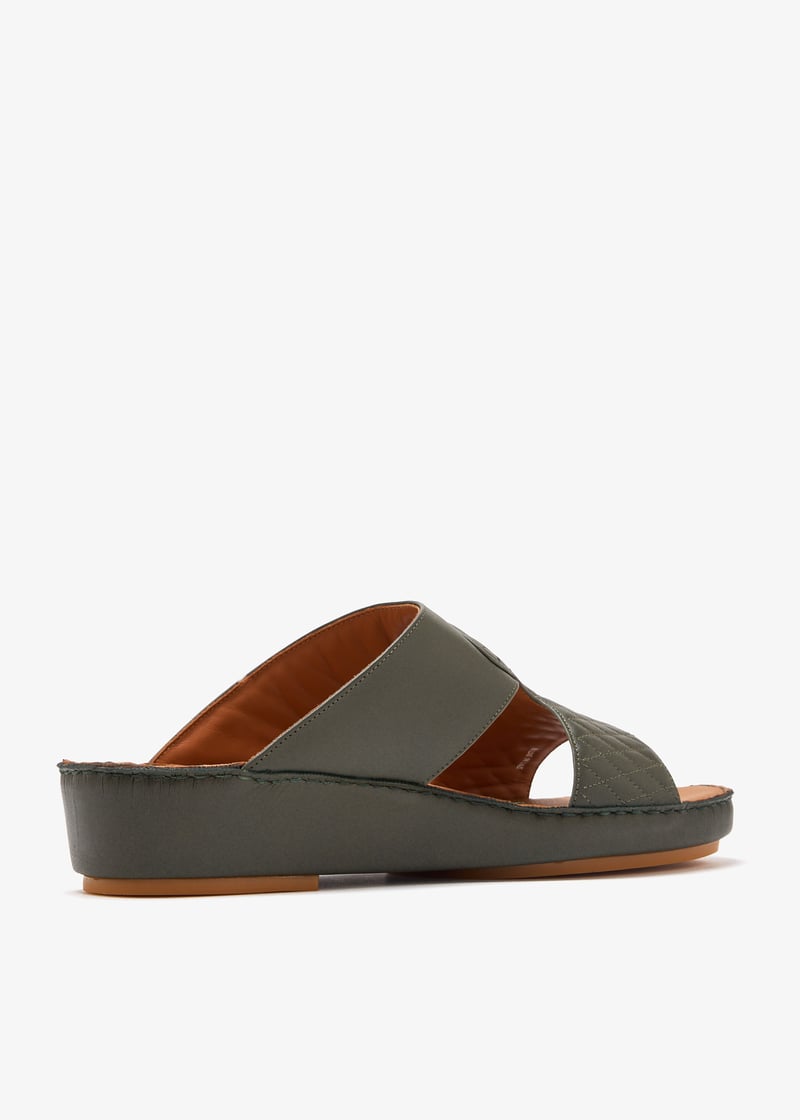76118-olive_6.jpg?ts=20250607030526