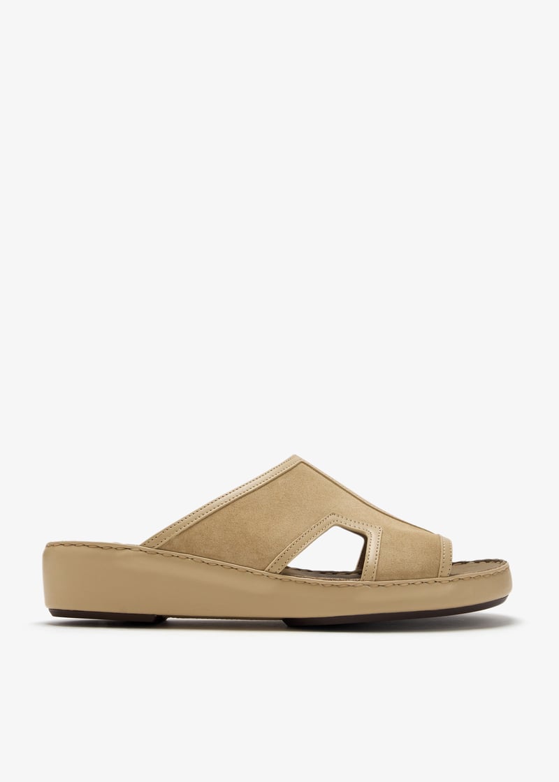 9948-lark_1.jpg?ts=20250325031021