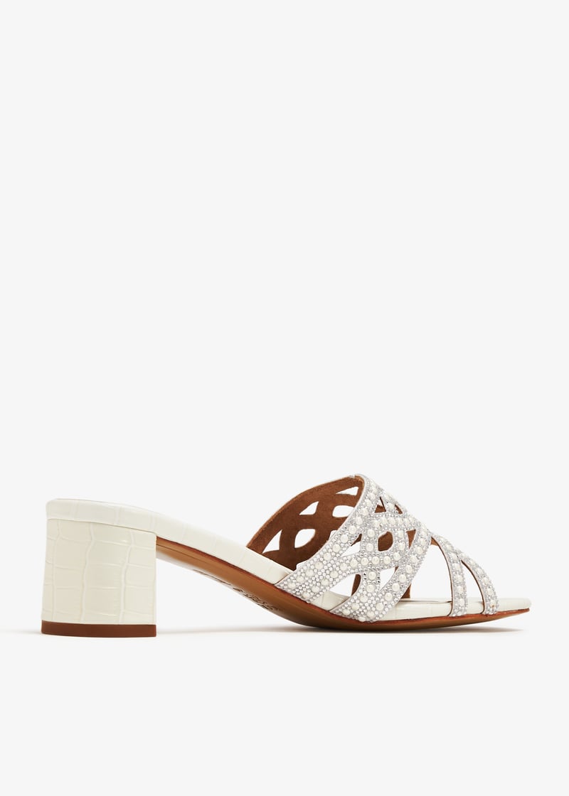 benat-white_6.jpg?ts=20240215034514