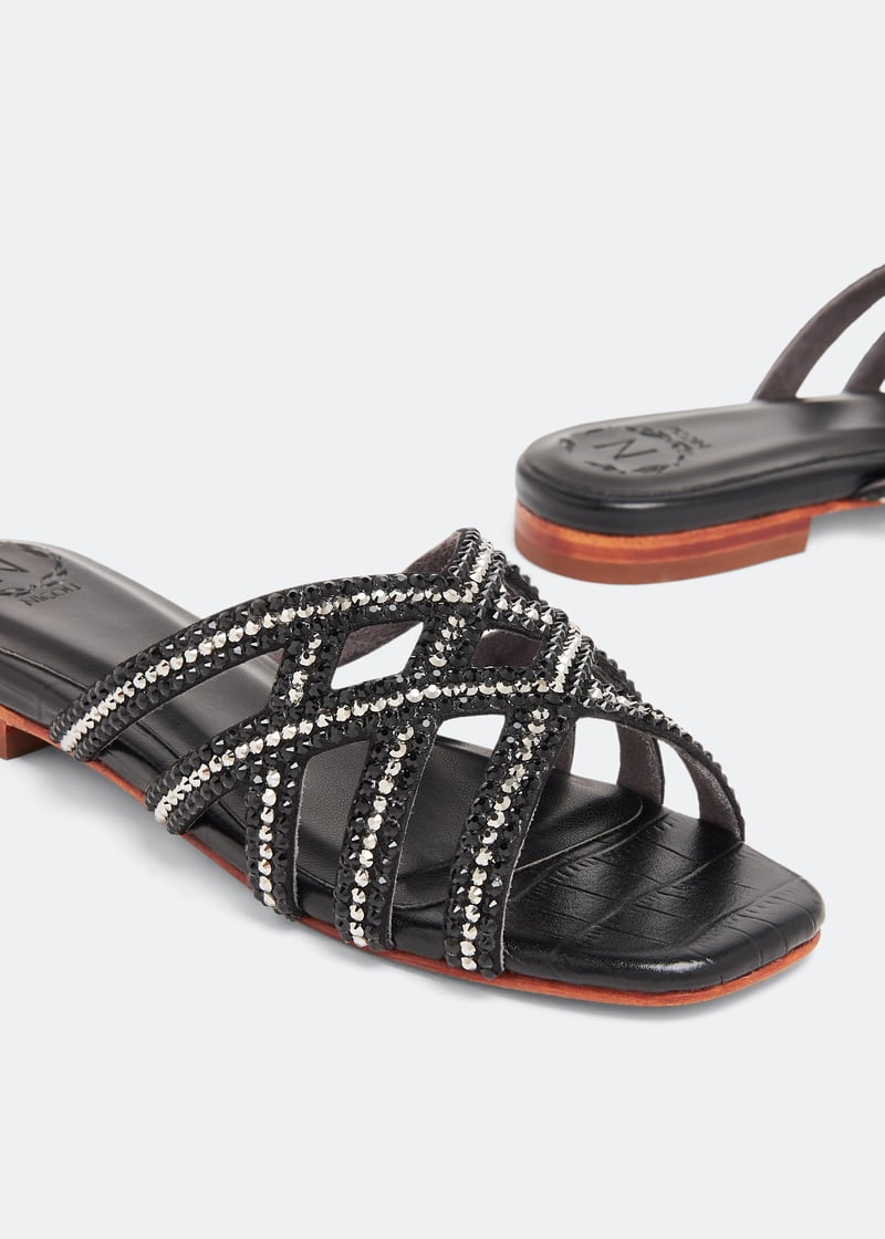 berthe-black_2.jpg?ts=20230417014013