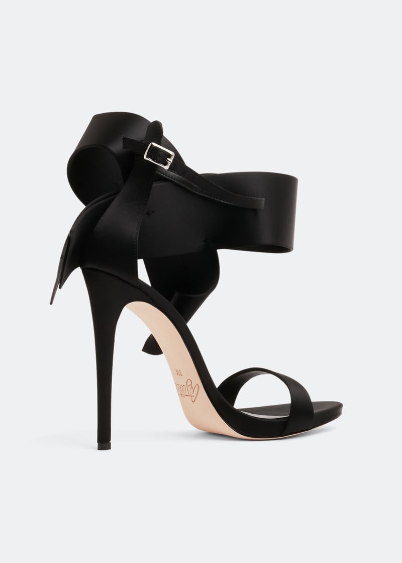 blacksatinopentoe-blk_4.jpg?ts=20220818030511