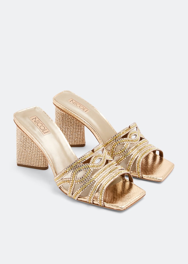 capella-gold_5.jpg?ts=20220822202006