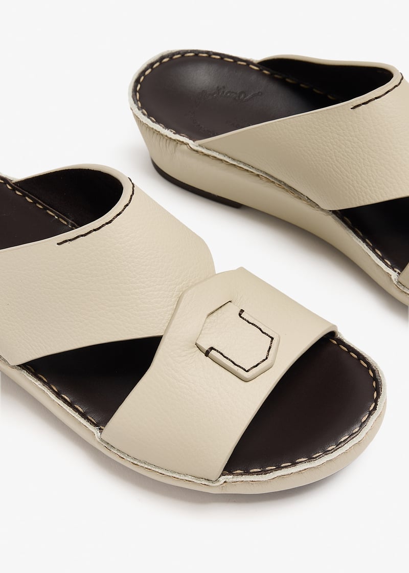 dcf1674piecu-offwhite_3.jpg?ts=20240228182616