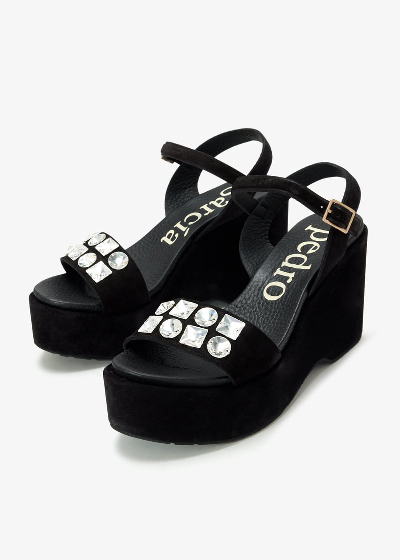 delina-02-black_7.jpg?ts=20250520042358