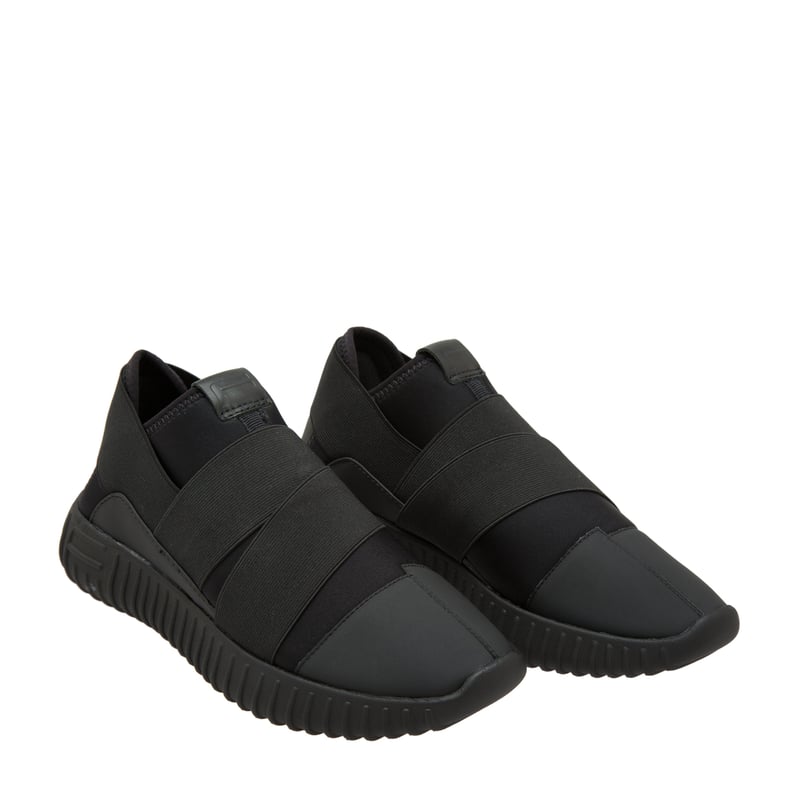 dinghygang_wrong-blk_2.jpg?ts=20220504183056