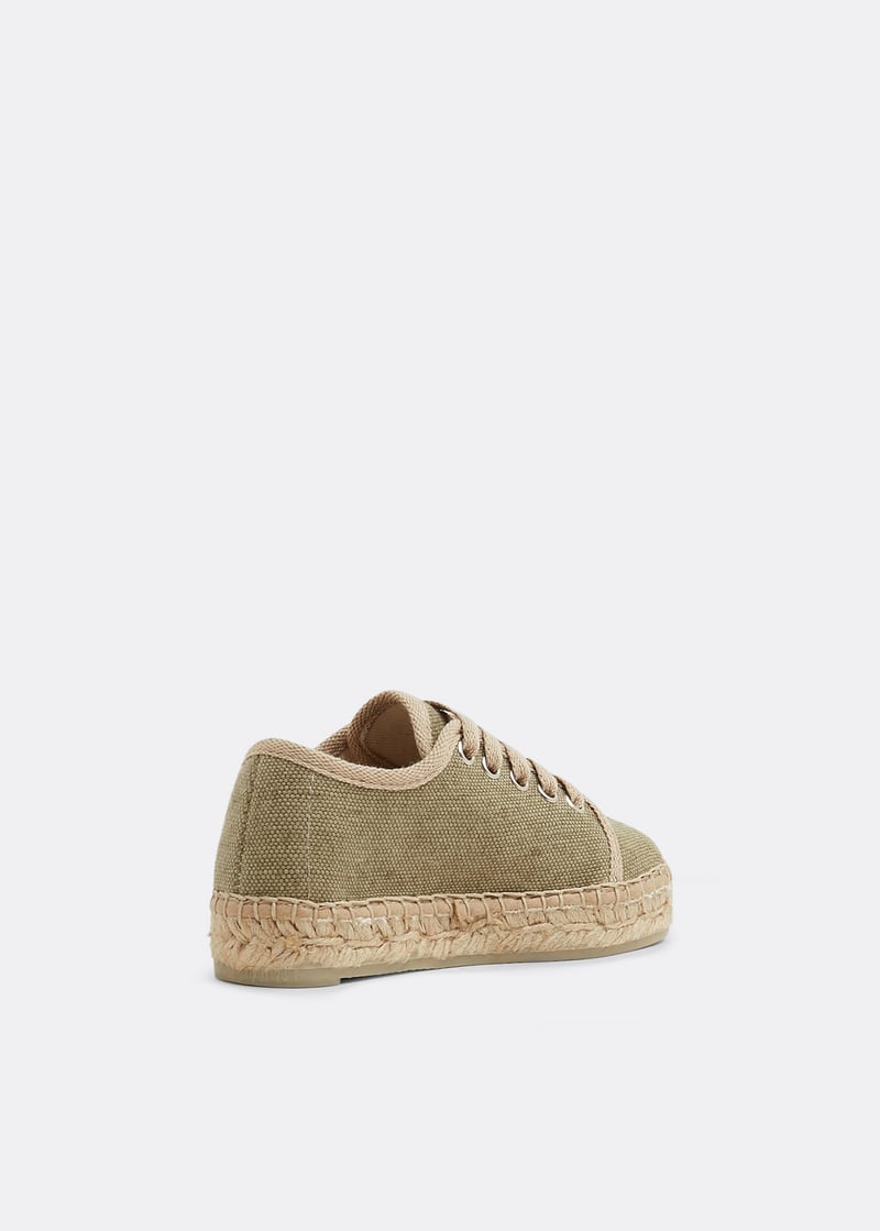 emy-v-khaki_3.jpg?ts=20220504183315