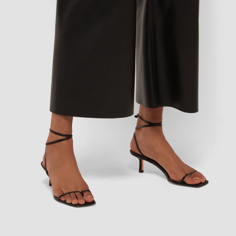 f001-black_5.jpg?ts=20220505183752