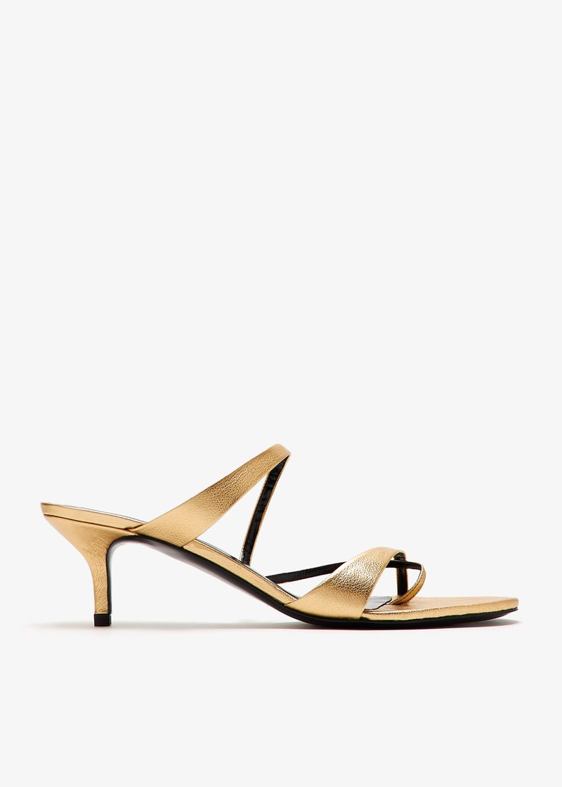 fho003me002cl014-gold_1.jpg?ts=20241101030523