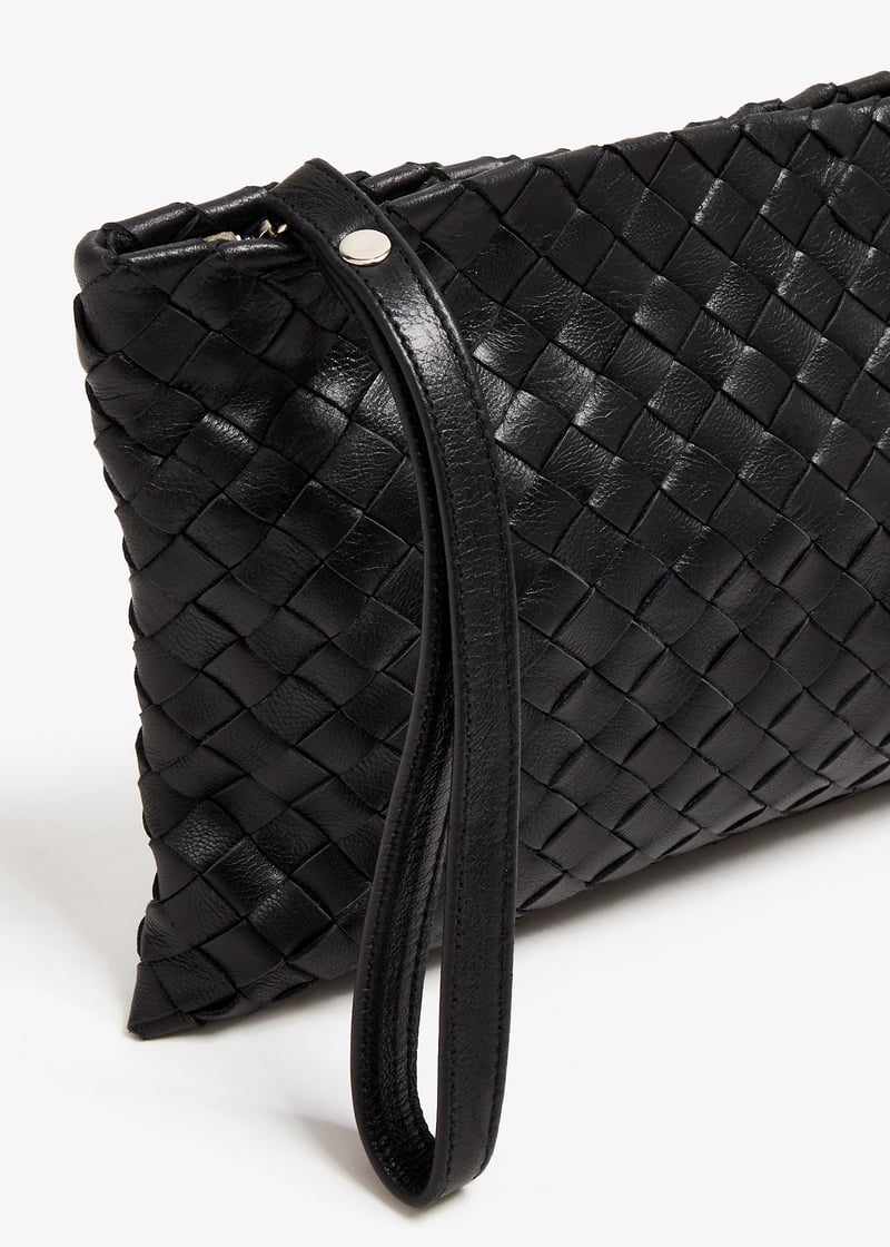 handwovenpouch-black_5.jpg?ts=20240329033531