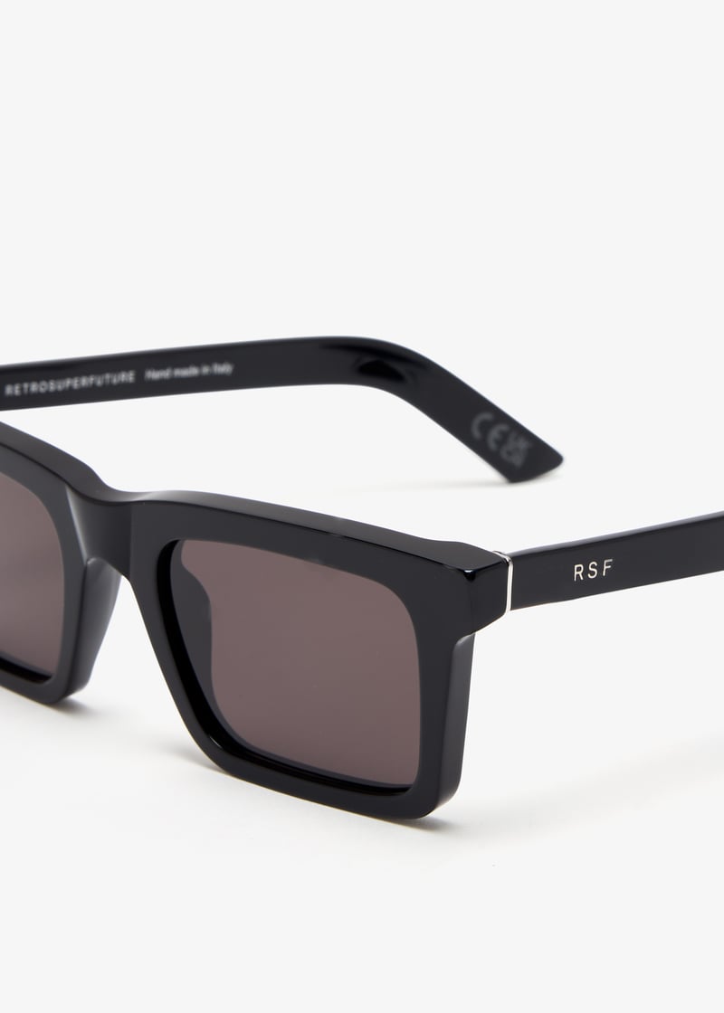 ijs7-black_5.jpg?ts=20250521050824