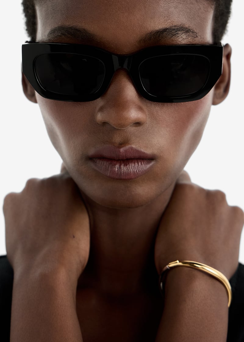 Karen Wazen Ivy sunglasses for Women - Black in UAE | Level