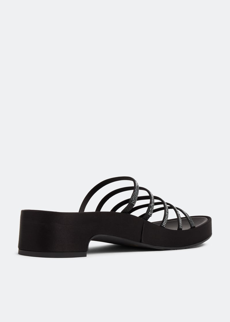 laryn-black_4.jpg?ts=20230723030510