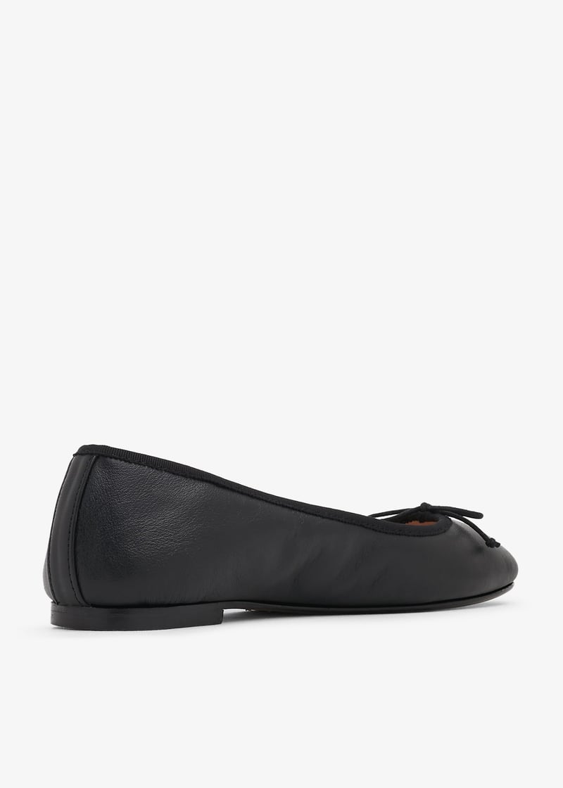loublak-black_4.jpg?ts=20240622030521