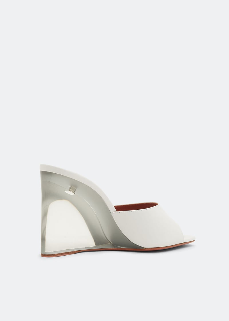 lupitahalfglasswedge-napwhi_4.jpg?ts=20220505184250