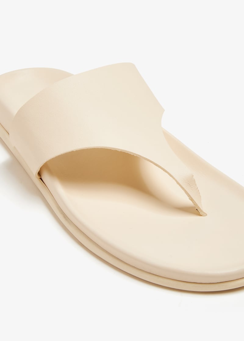 merafootbed-offwht_5.jpg?ts=20240510035522