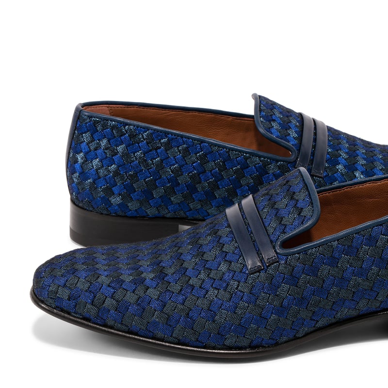 miles38-navy_2.jpg?ts=20220504184800