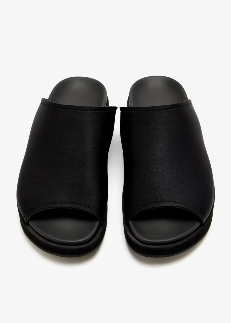 mw001e54-black_7.jpg?ts=20250507031013