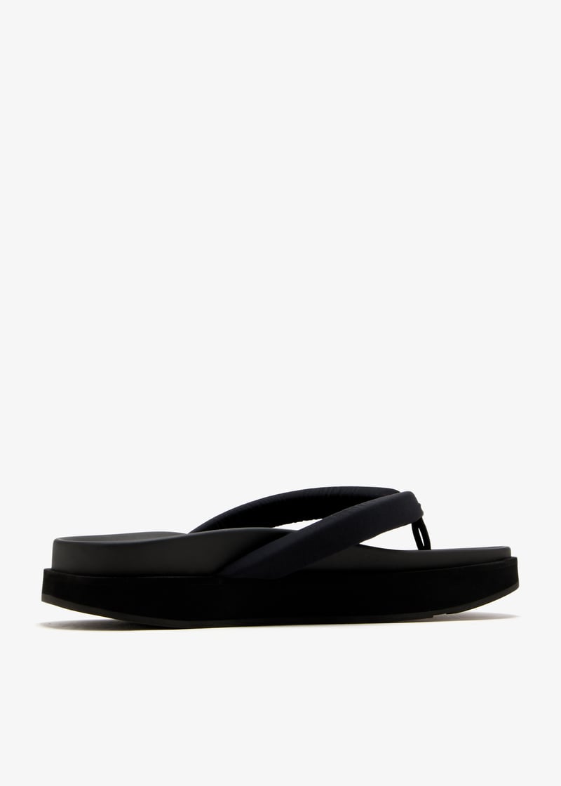 mw001e55-black_6.jpg?ts=20250422030514