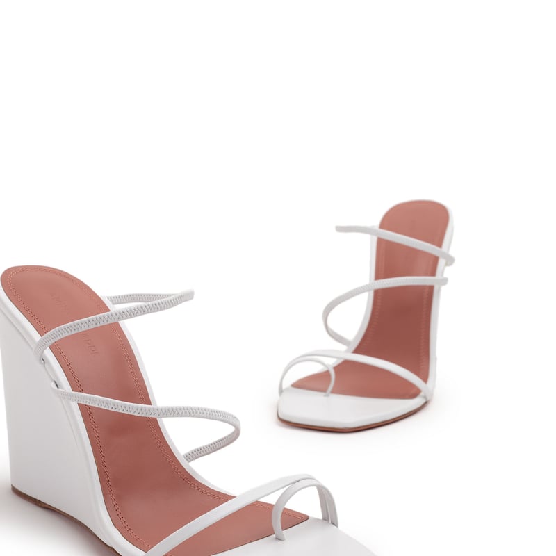 naimawedge-whtnap_3.jpg?ts=20220505184325