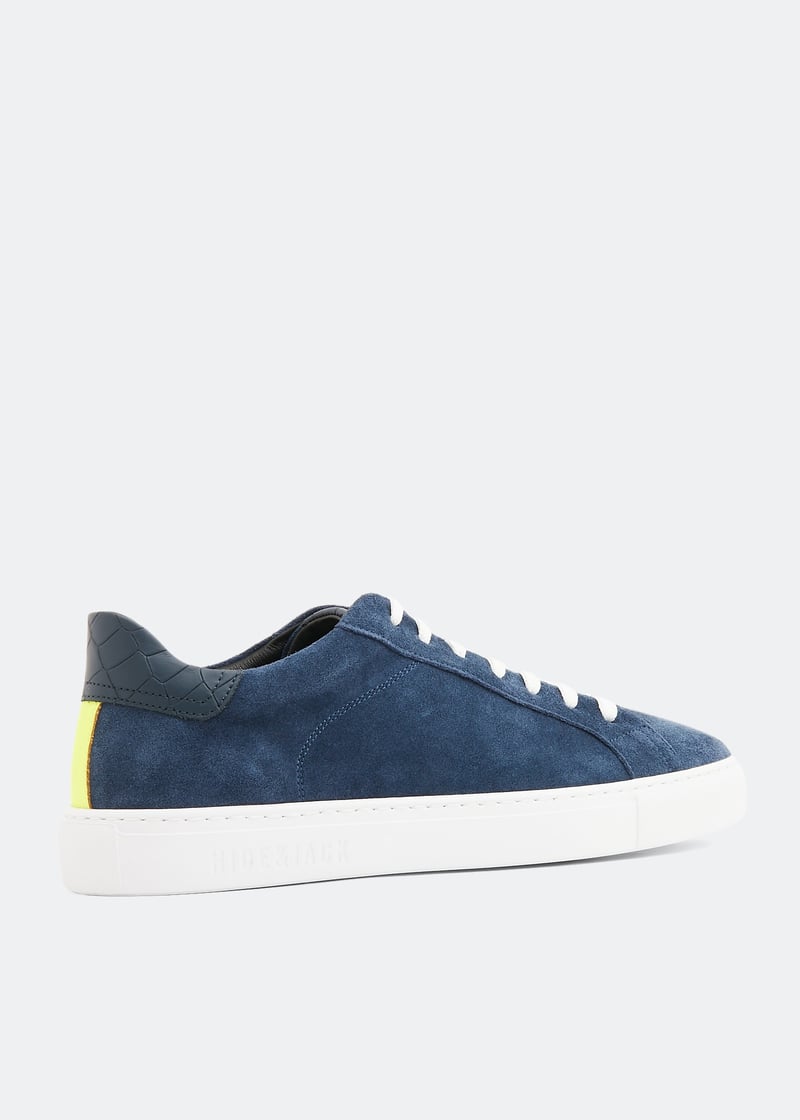 oily-bluwht_3.jpg?ts=20220826151506