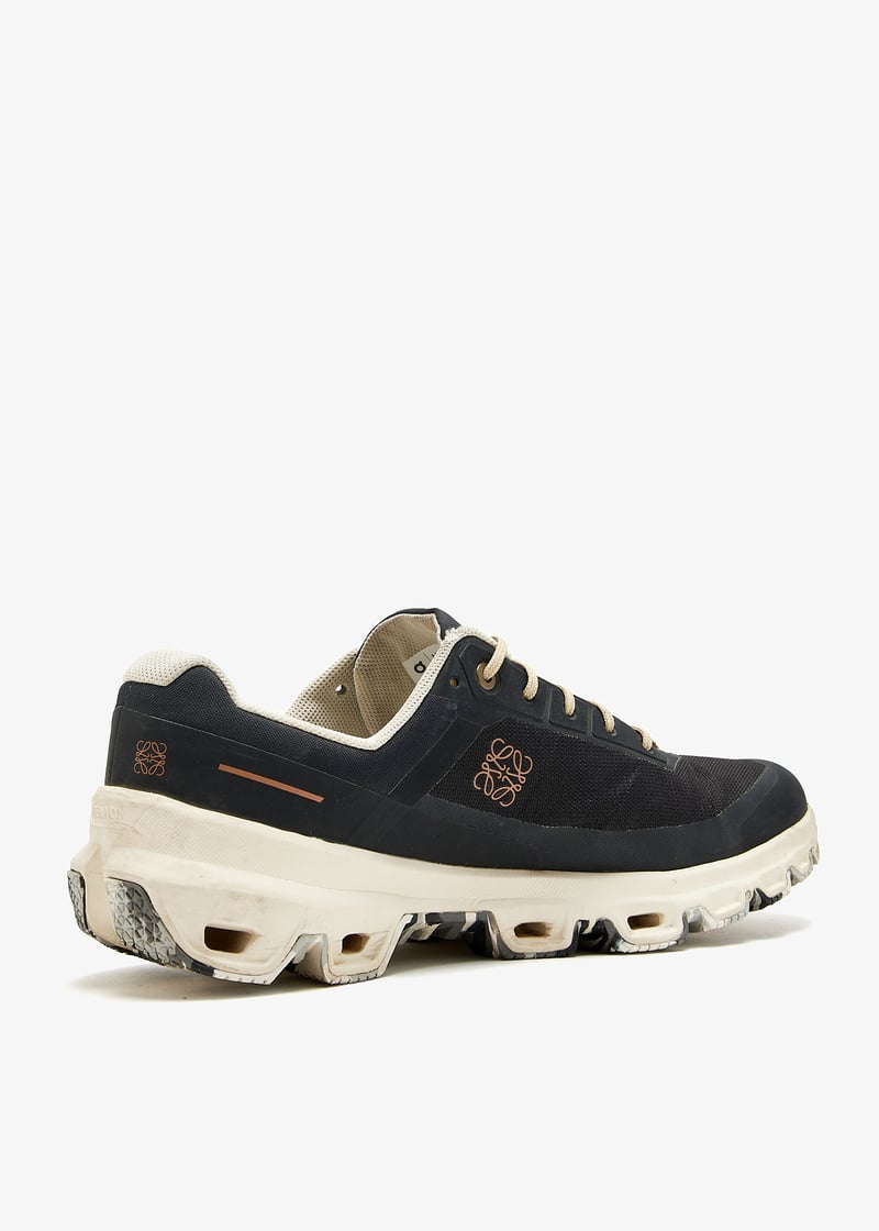 数量限定セール  On x Loewe Pre-Loved LOEWE Cloudventure Men for sneakers 靴