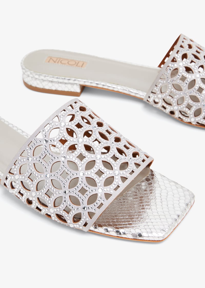 placida-silver_3.jpg?ts=20240112035650