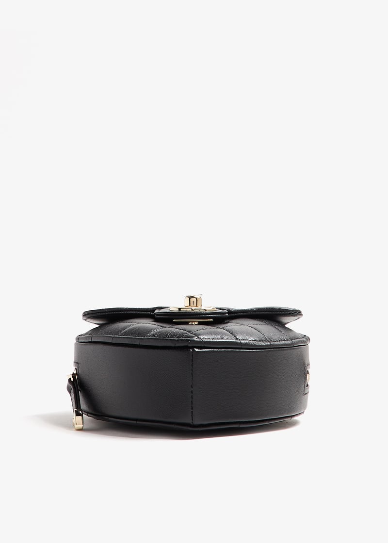 pldchanelheartbag01-black_6.jpg?ts=20241013030019