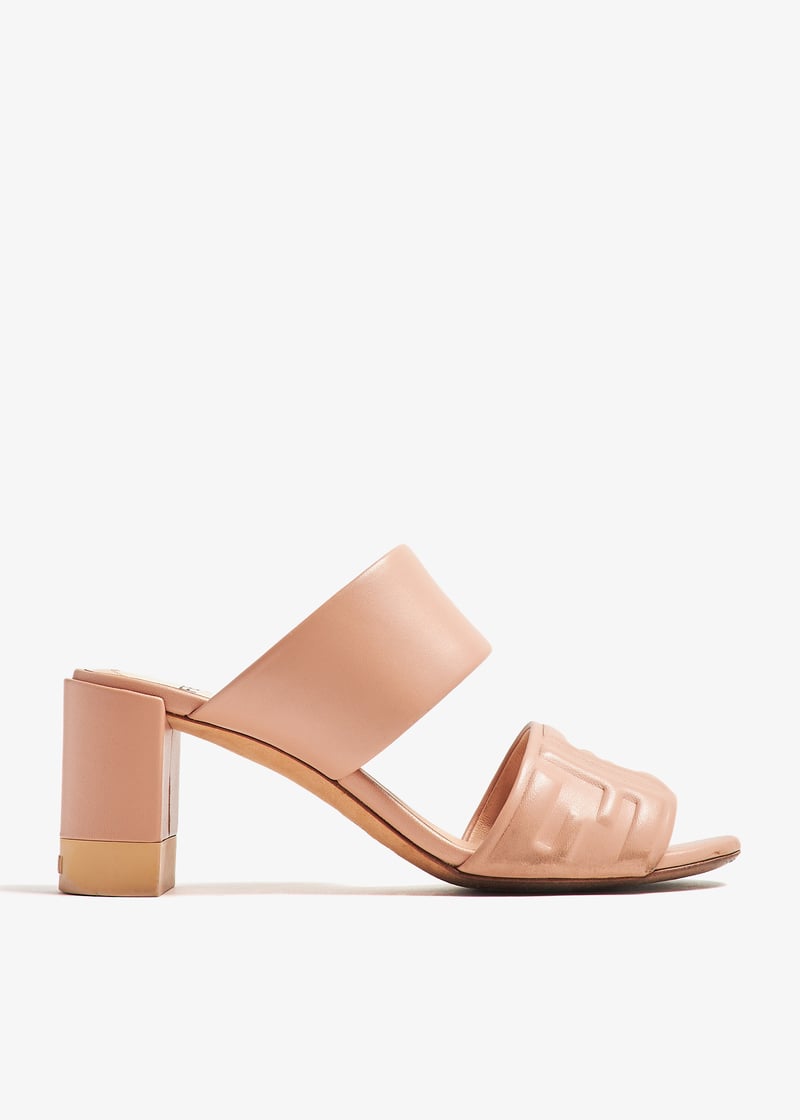 pldfendisandals01-beige_1.jpg?ts=20241009032527