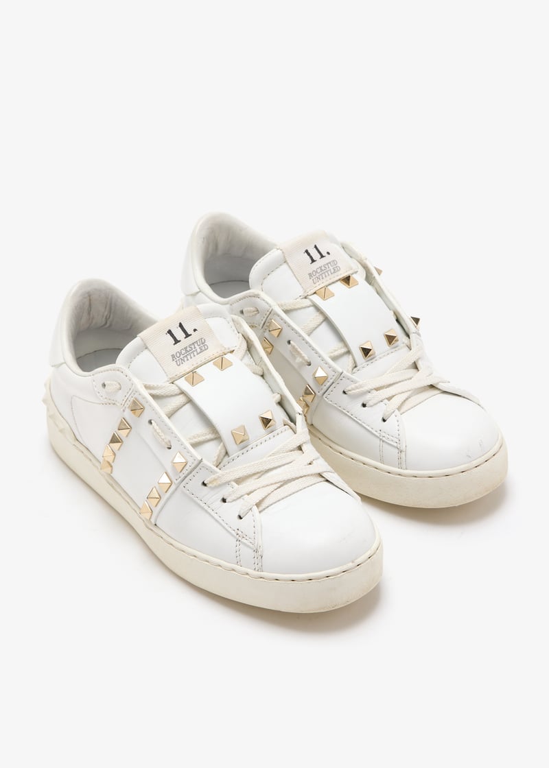 pldvalentinosnkrs01-white_2.jpg?ts=20250316144019