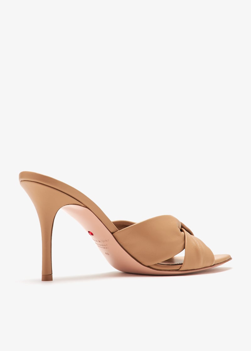 robyn-85-camel_6.jpg?ts=20241106030524