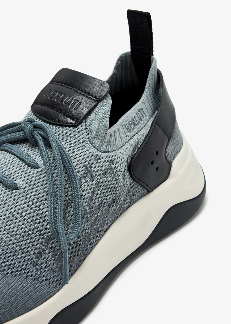 s6011-019-gradiantlightblue_3.jpg?ts=20250416113519