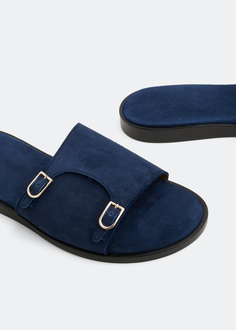 sand-bluinc_2.jpg?ts=20220504185637