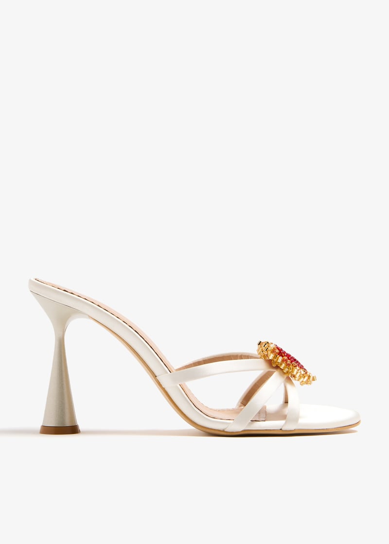 sandalsloveletter-offwht_1.jpg?ts=20240813030518