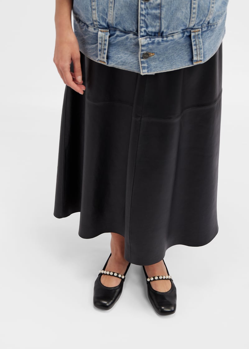 sf896-blk_2.jpg?ts=20240305030521