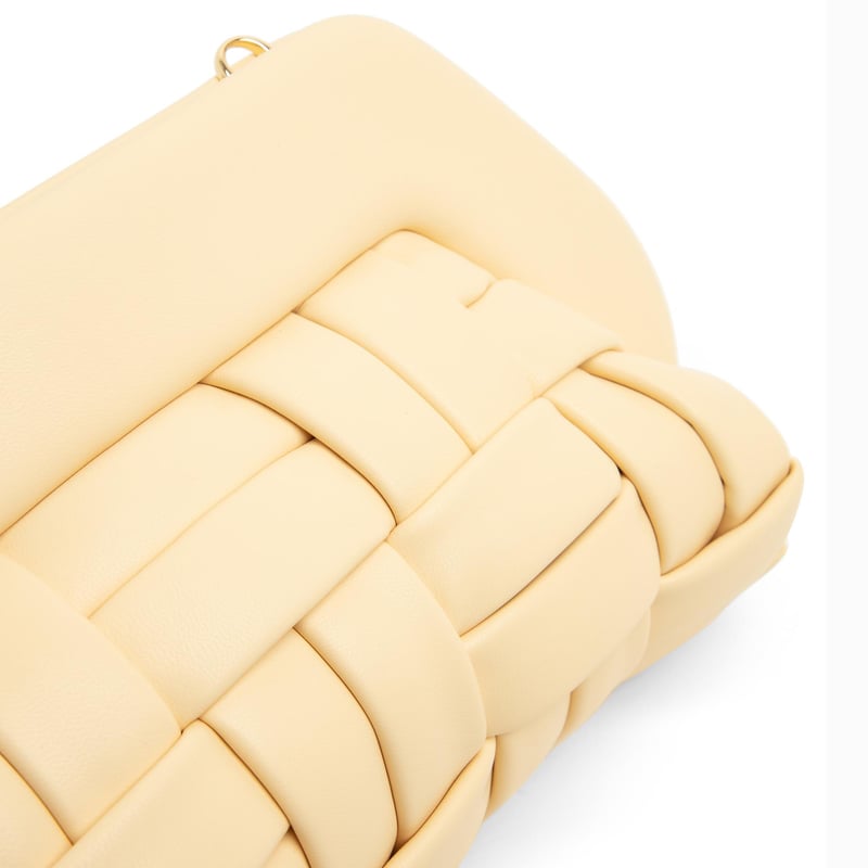 tmpw21bin46-banana_3.jpg?ts=20220505184702