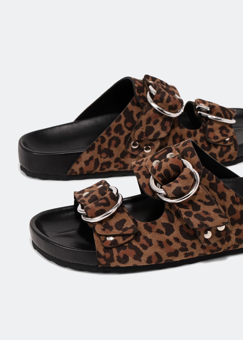 vn01-leopar_2.jpg?ts=20221006182011
