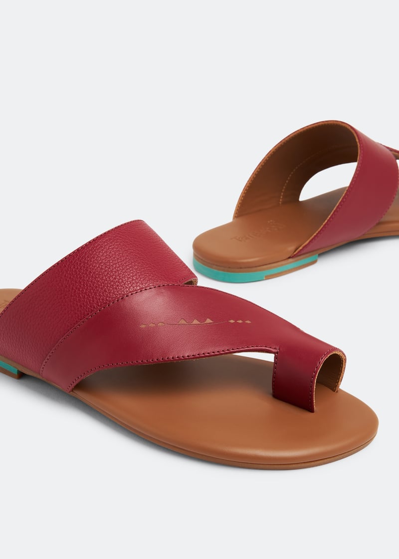 w-qalaa-maroon_3.jpg?ts=20230417105513