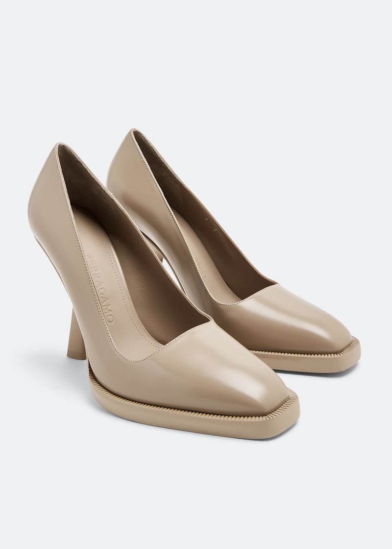 Ferragamo Anser pumps for Women - Beige in UAE | Level Shoes