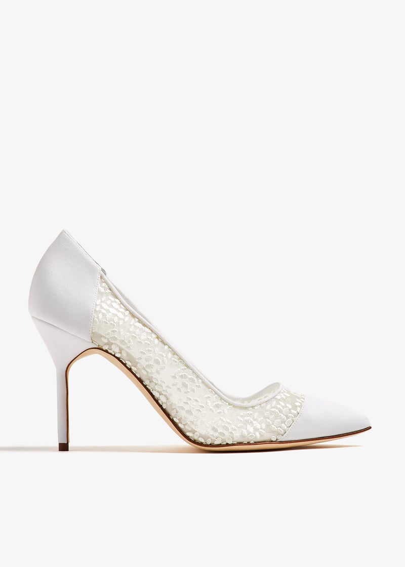 Manolo Blahnik Capcour pumps for Women - White in UAE