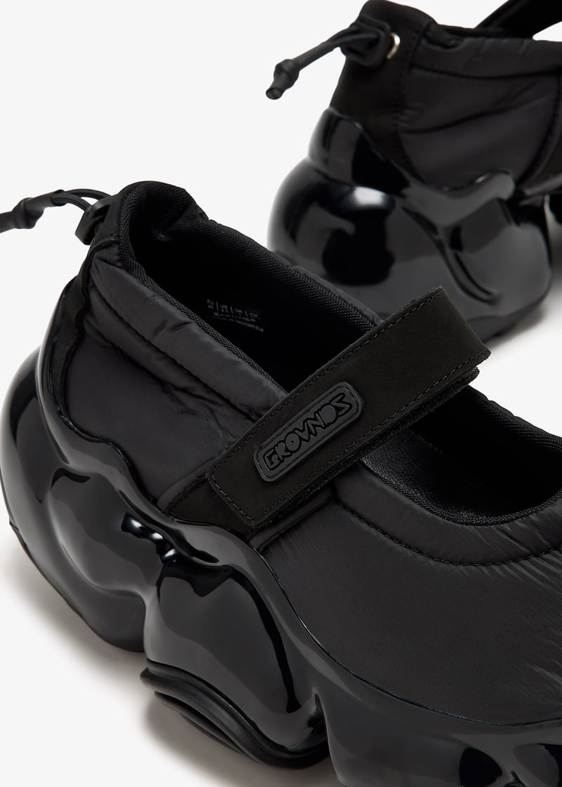 Shop Grounds Shoes for Women in USA | Level Shoes